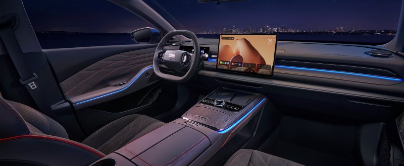 吉利银河星耀8远航家正式加新上市 上市限时先享价12.58~14.88万元